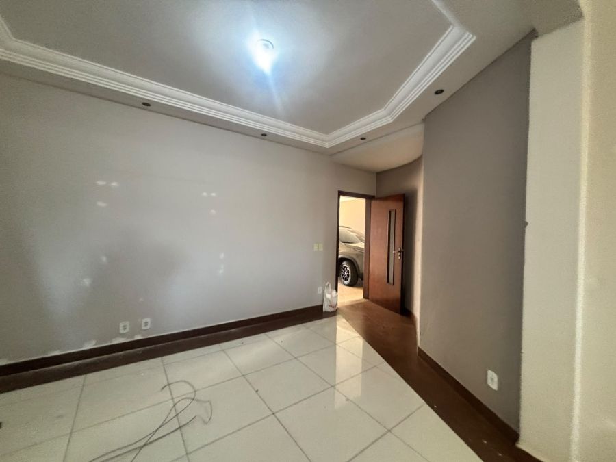 Casa - Aluguel - Vila Verde - Varginha - MG
